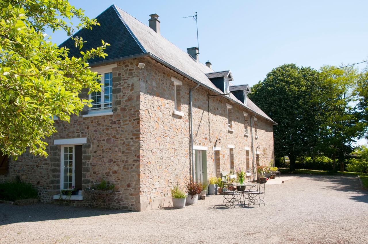 La Maison Des Tilleuls Saint-Germain-Sur-Seves Luaran gambar