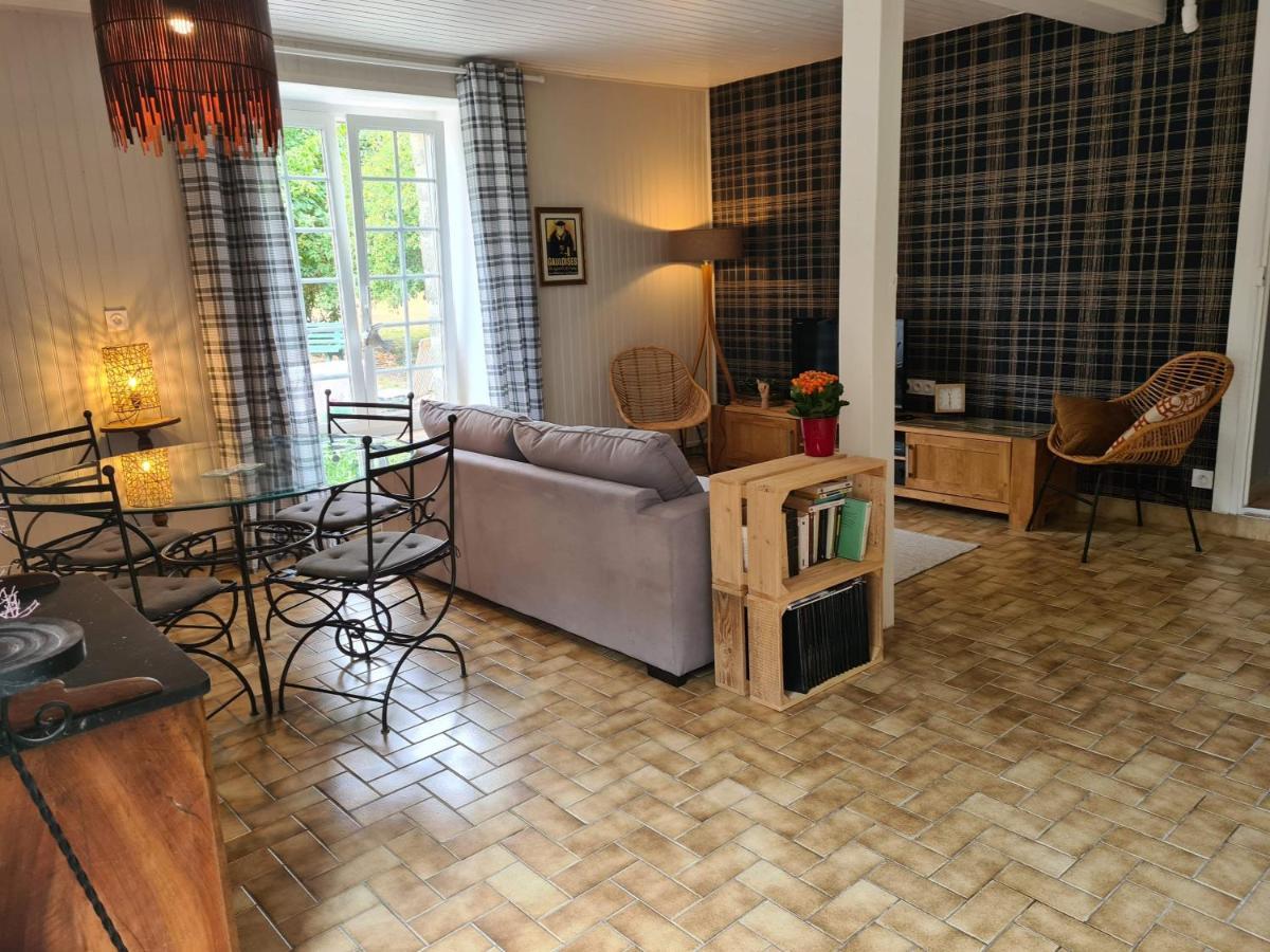 La Maison Des Tilleuls Saint-Germain-Sur-Seves Luaran gambar